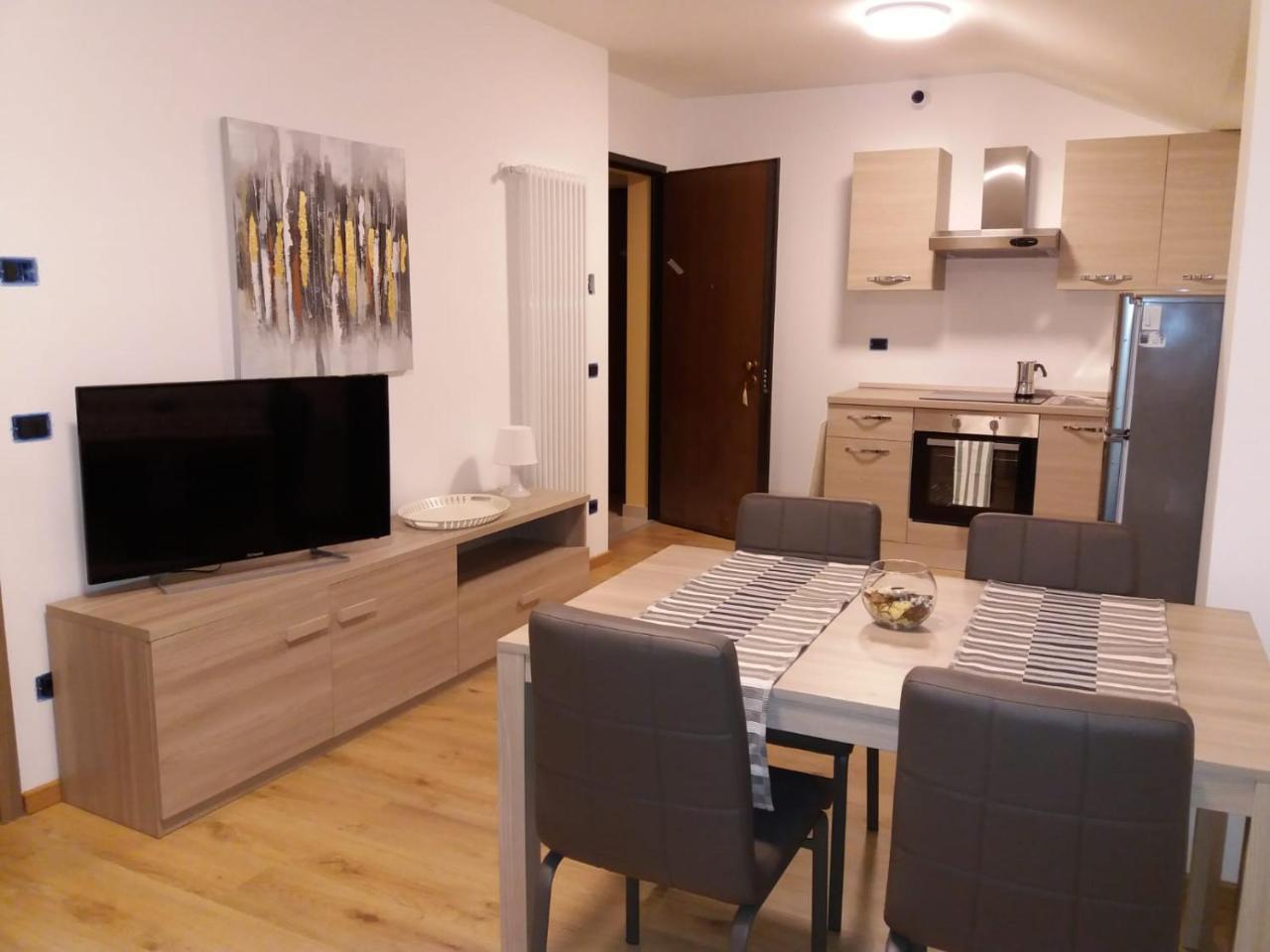 Residenza Castel Restor โกมาโนแตร์เม ภายนอก รูปภาพ